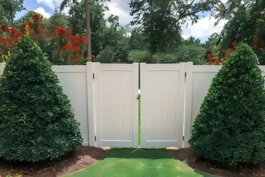 How to Achieve Perfect Color Consistency in Your White Vinyl Fence Gate?